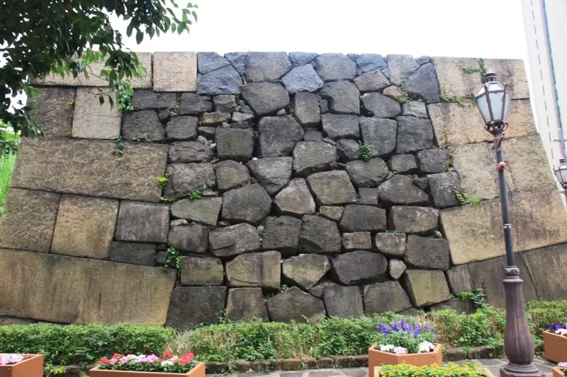江戸城外濠を歩いて巡る全38回の記事（第30回：牛込見附）
